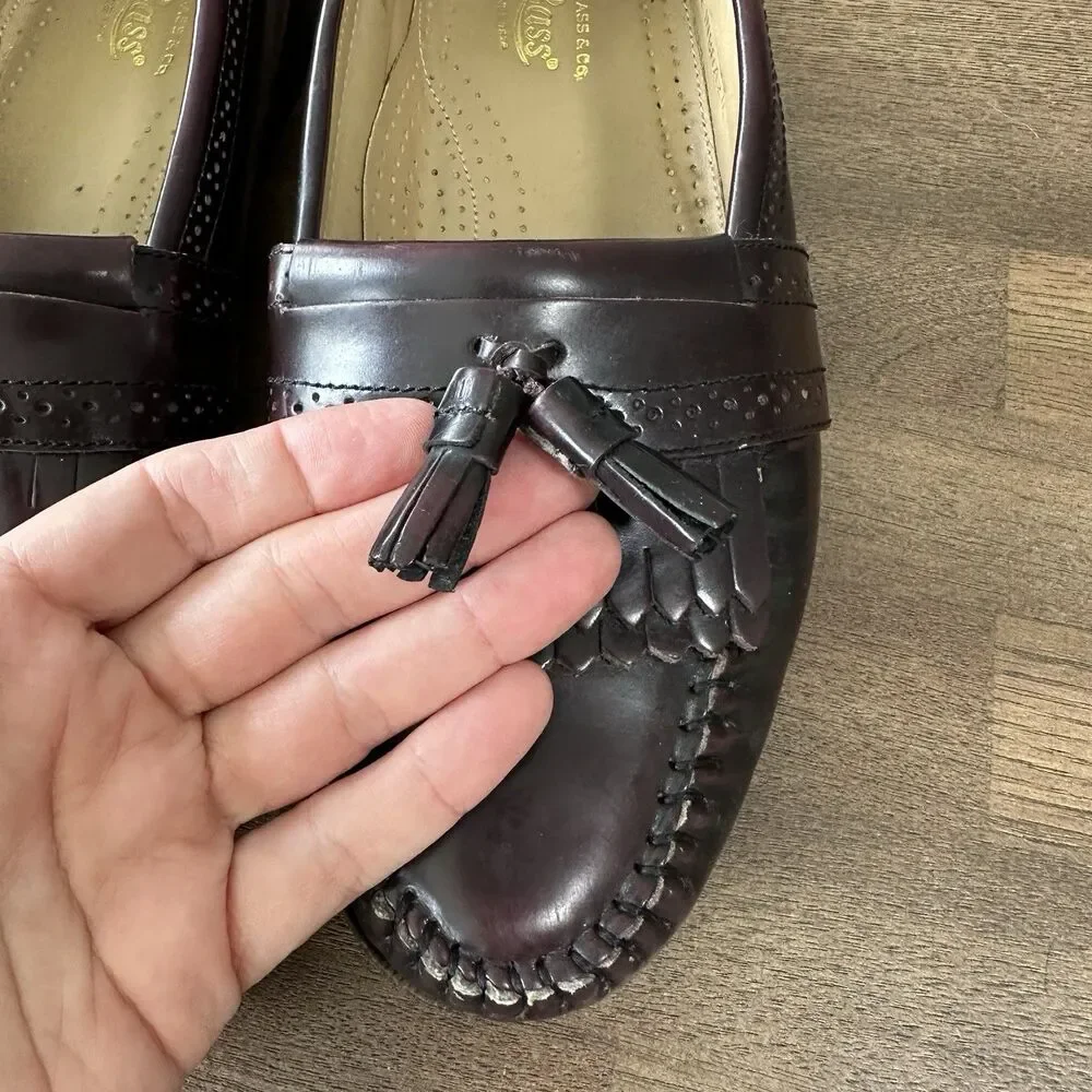 GH Bass Weejuns Leather Loafers Men 8.5D Wine Burgundy Tassel Kiltie Fringe